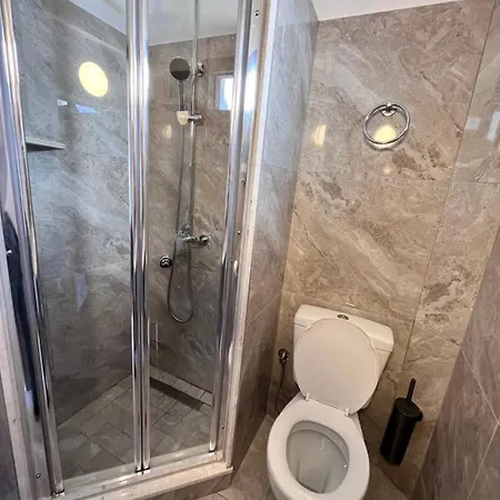 מלון Aphrodite *